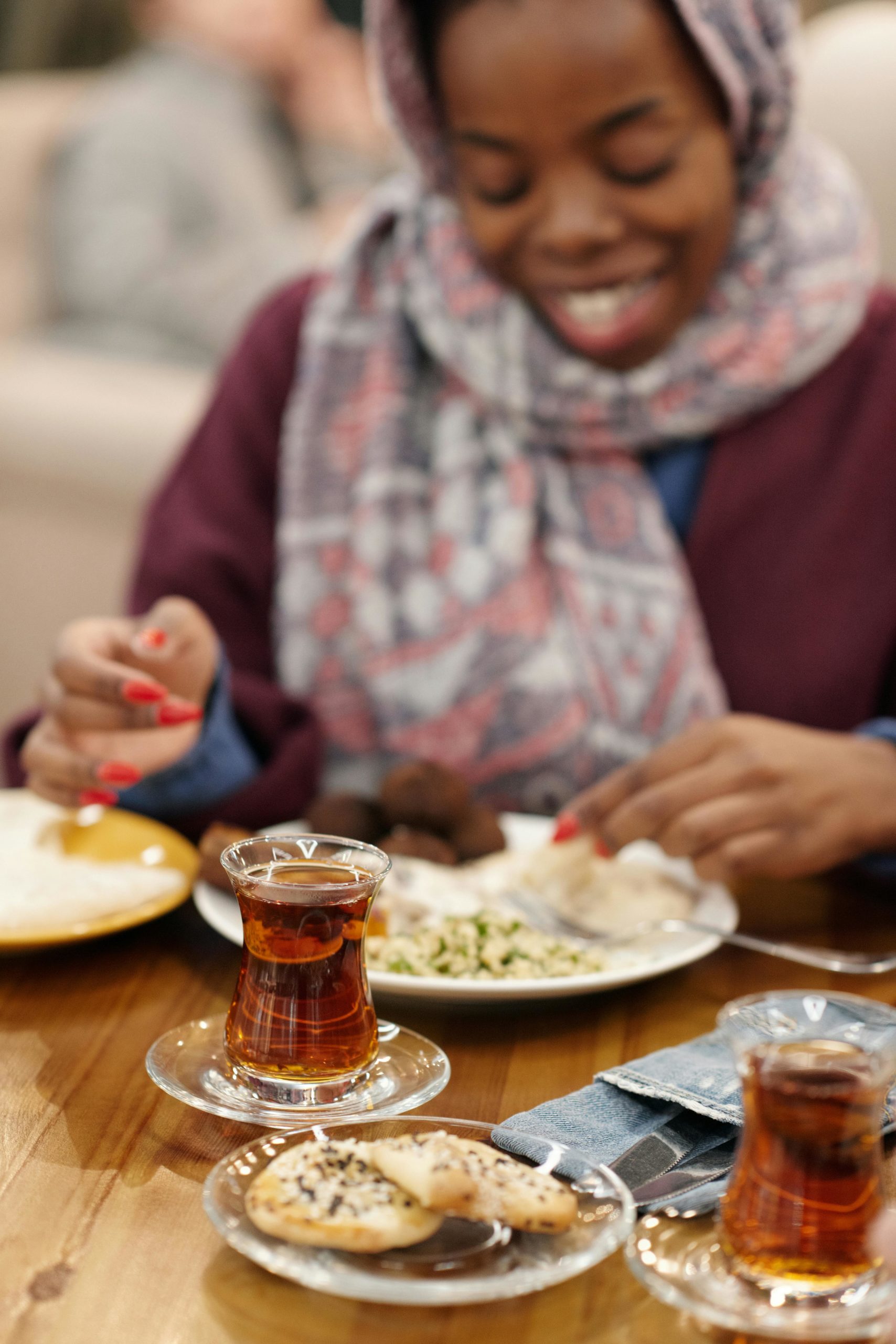 Femmes voilées, qui mange